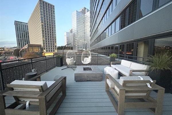 Apartment Modern Chic Heart Of 24-7 Parking Gym Lounge Pittsburgh